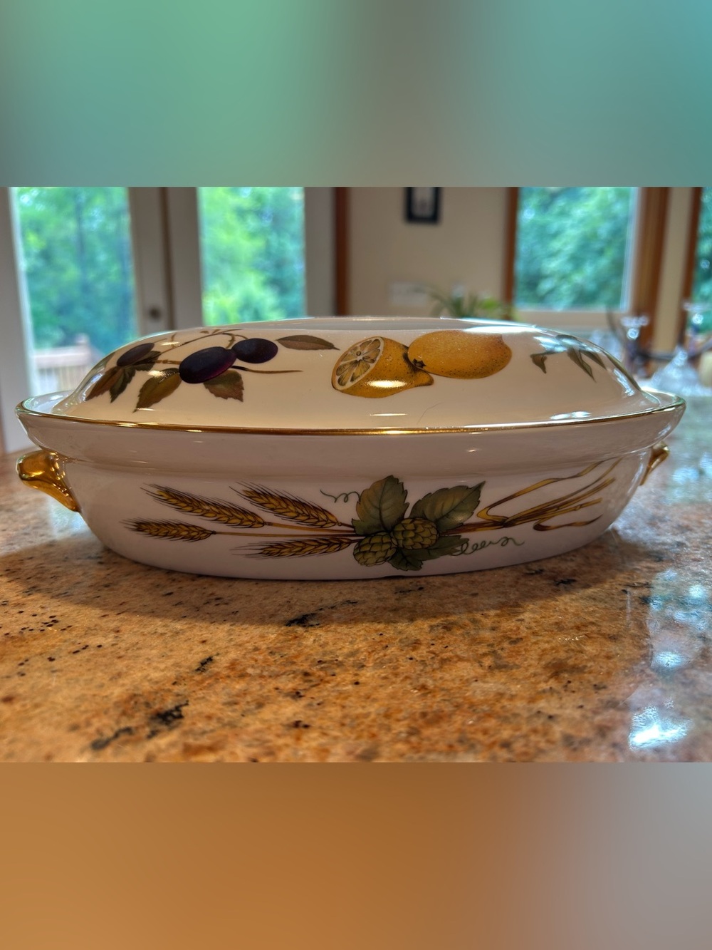 Royal Worcester “Evesham Gold”England Porcelain Lidded Oval Casserole 10.75”x7”